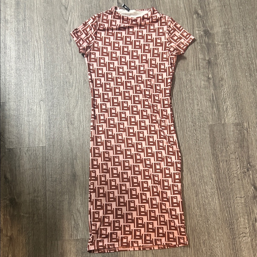 Fashion Nova Brown and Pink Midi Dress